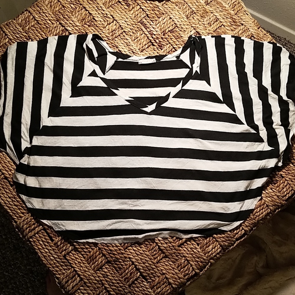 Blaack and White Top